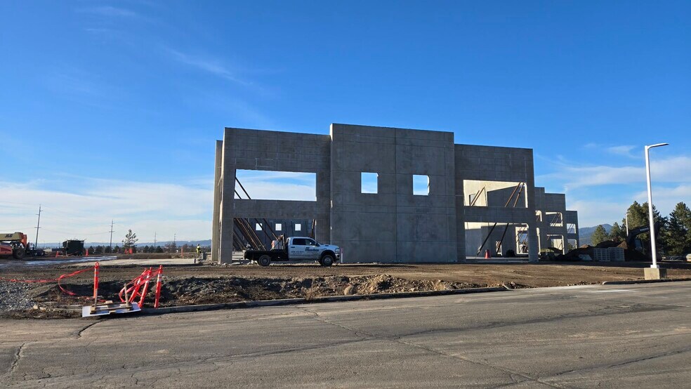 22421 E Appleway Ave, Liberty Lake, WA à louer - Photo du bâtiment - Image 3 de 29