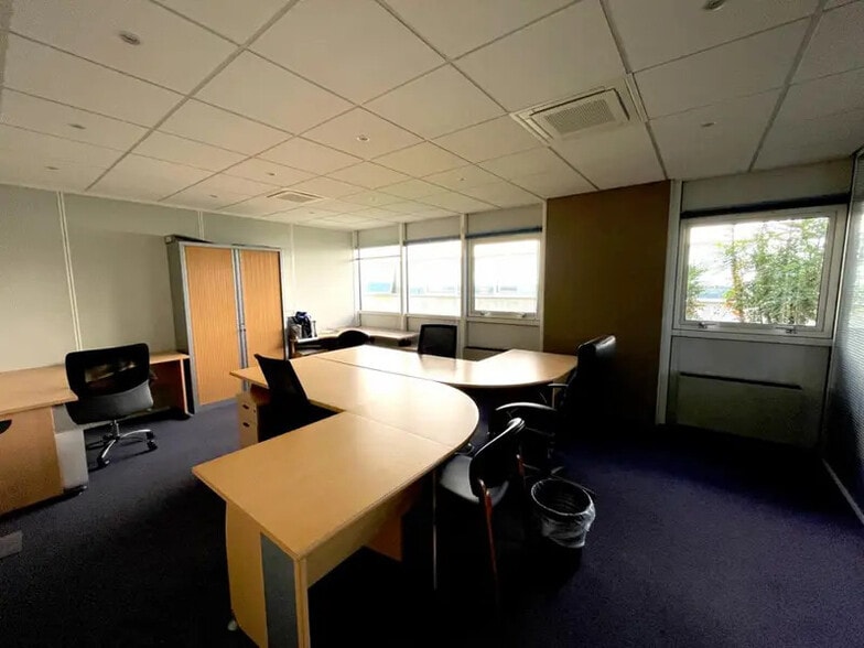 9 Rue Paulin Talabot, Toulouse for lease - Interior Photo - Image 3 of 11