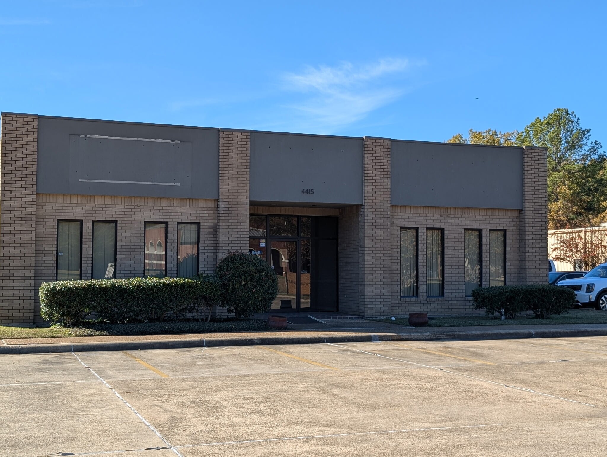 4415 Jefferson Ave, Texarkana, AR for lease Primary Photo- Image 1 of 4