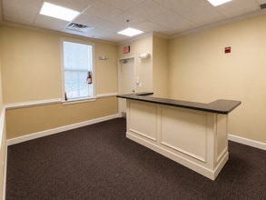 4340 Prince William Pky, Woodbridge, VA for sale Interior Photo- Image 2 of 4