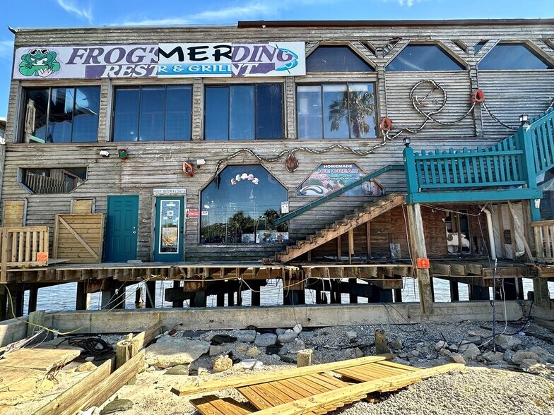 450 Dock St, Cedar Key, FL à vendre - Photo du bâtiment - Image 3 de 18