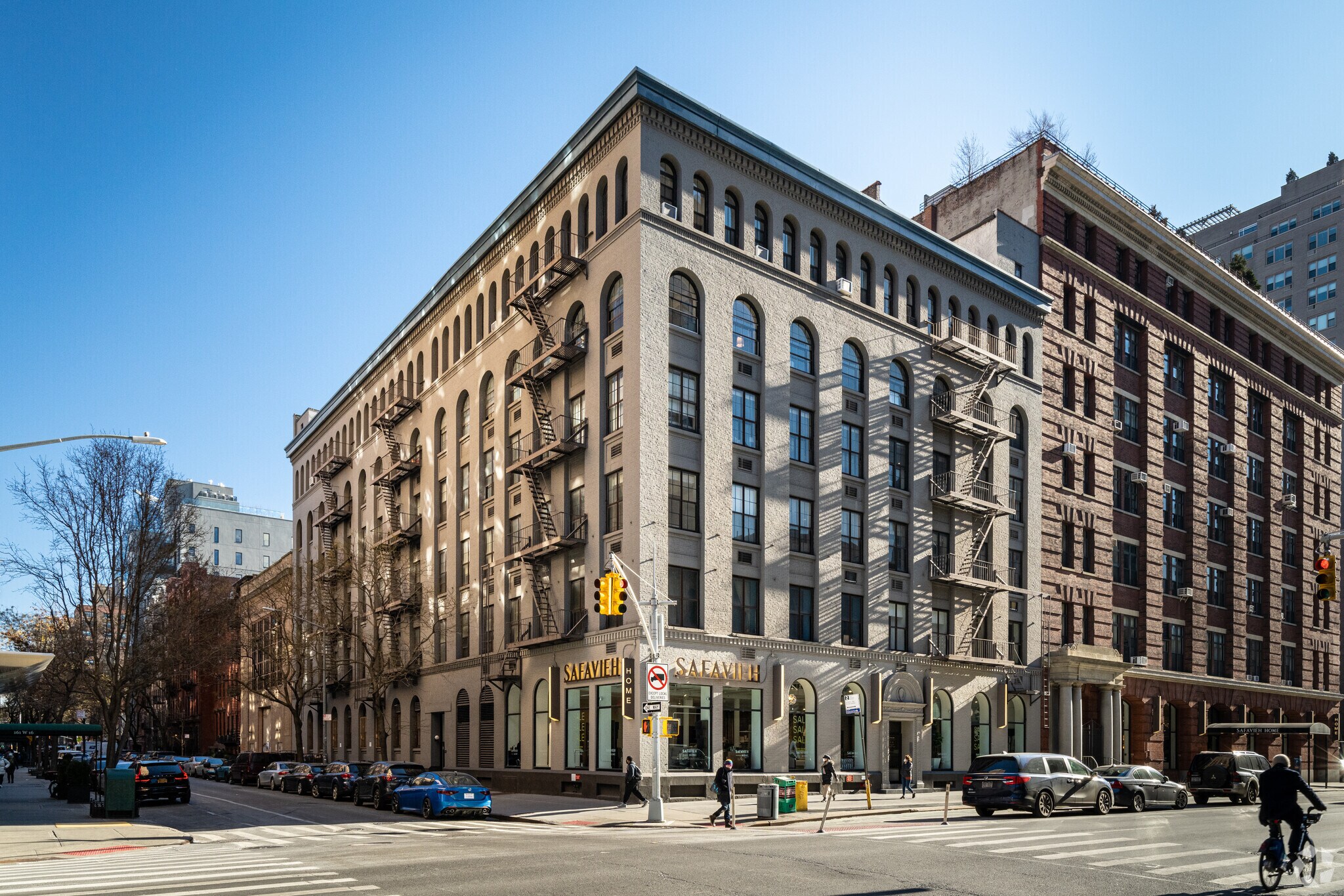 97 7th Ave, New York, NY for lease Primary Photo- Image 1 of 4