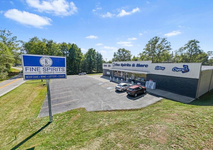 12145 S Preston Hwy, Lebanon Junction, KY à vendre - Photo du bâtiment - Image 2 de 37