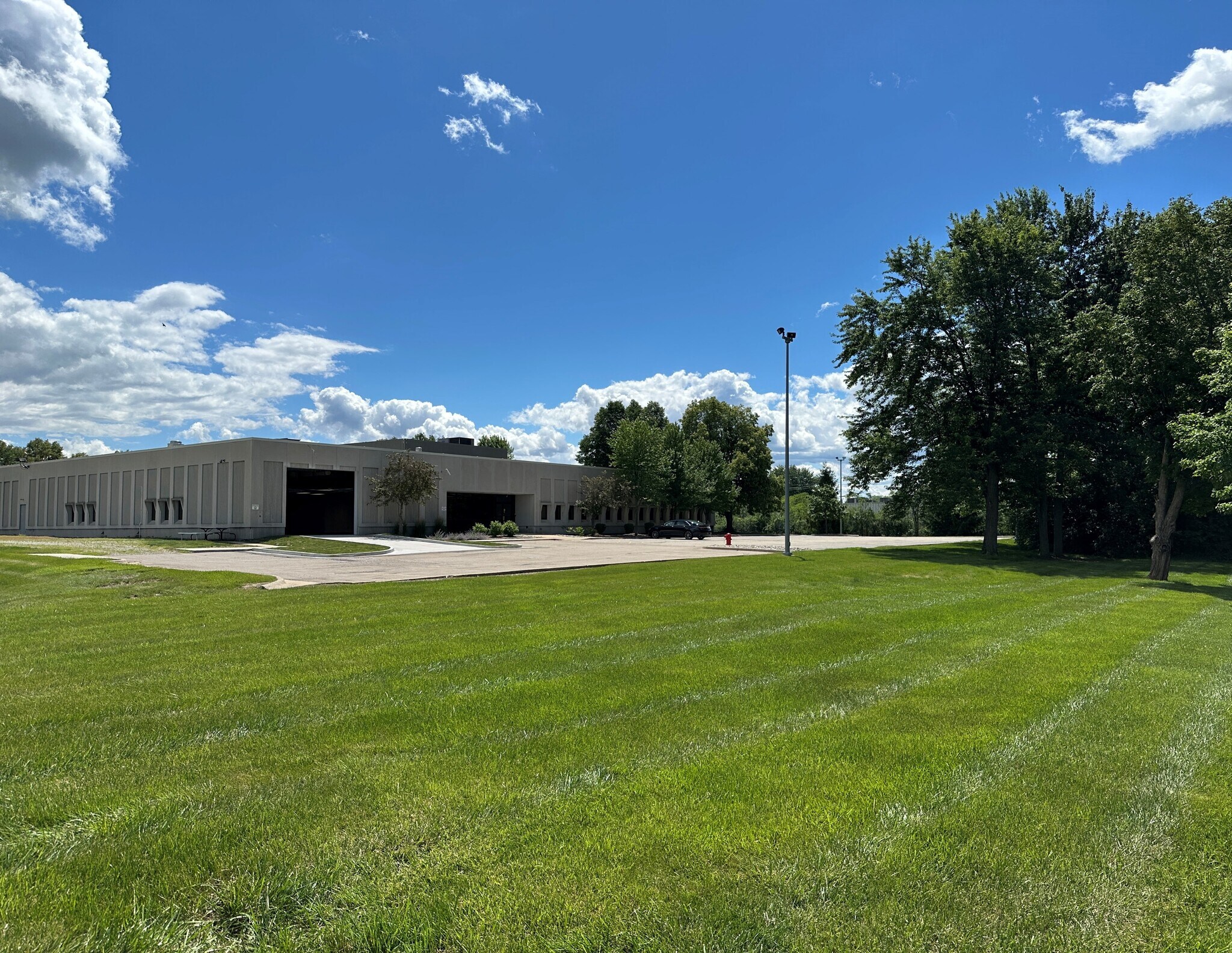 1201 E Ellsworth Rd, Ann Arbor, MI for lease Building Photo- Image 1 of 17