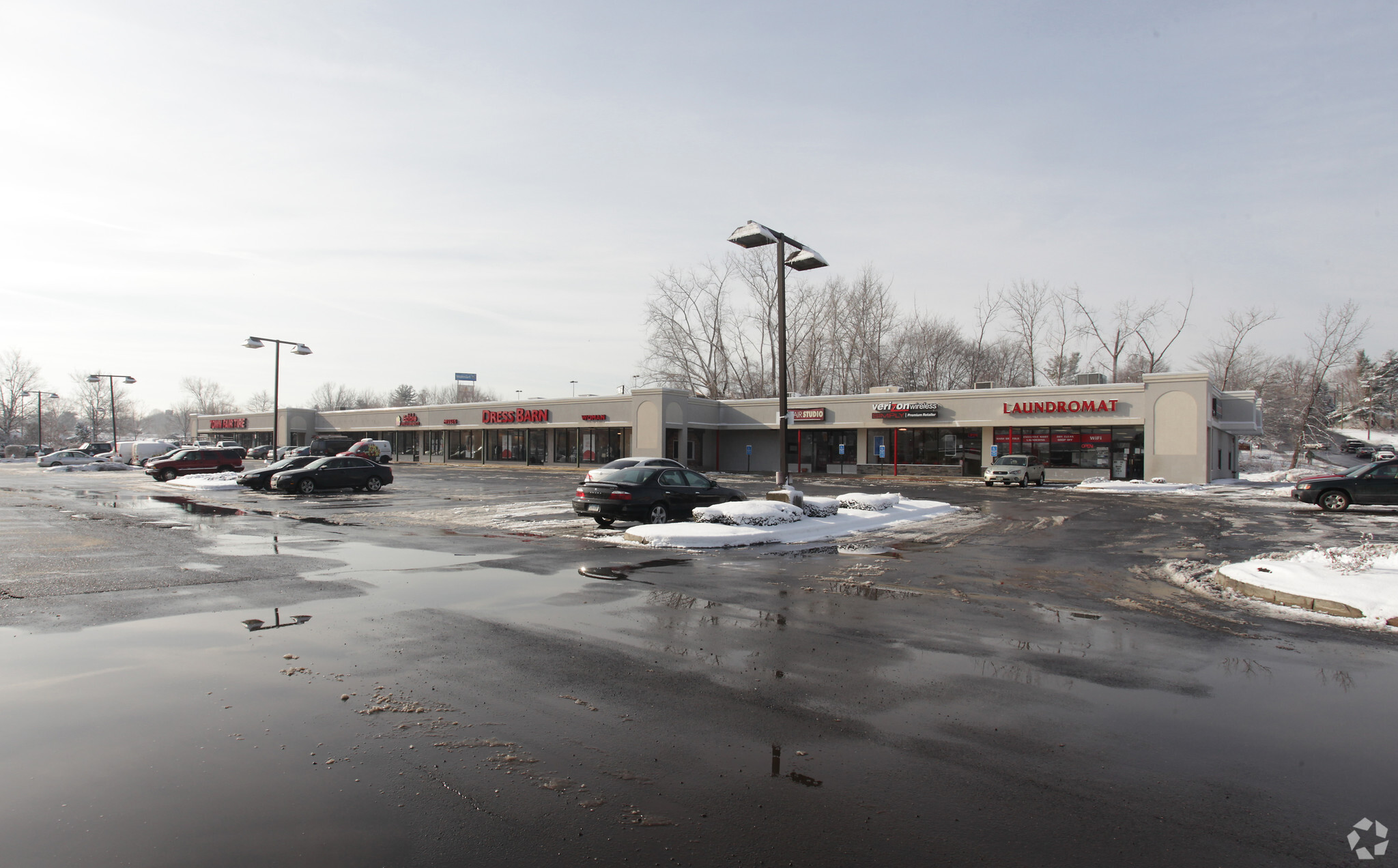 38 Town Line Rd, Rocky Hill, CT for sale Primary Photo- Image 1 of 1