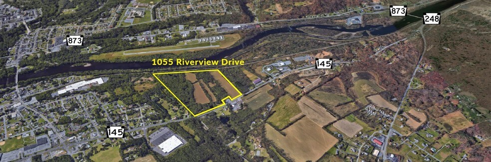 1055 Riverview Dr, Walnutport, PA à vendre - Photo du bâtiment - Image 2 de 2