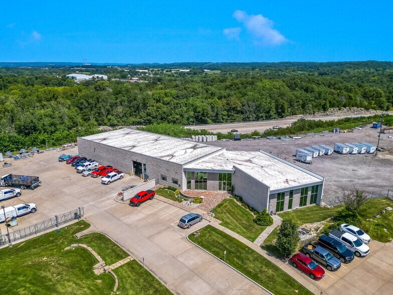 109 Diversified Dr, Villa Ridge, MO à louer - Photo principale - Image 1 de 27