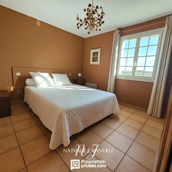 Flex in Le Boulou for sale - Interior Photo - Image 2 of 8