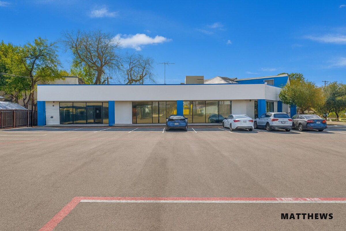 3100 Northwest Hwy, Dallas, TX for lease Building Photo- Image 1 of 5