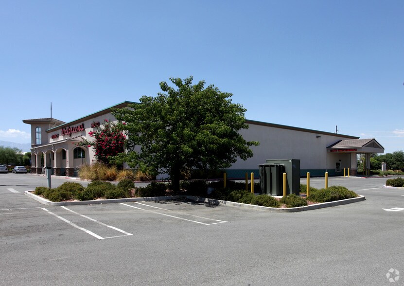 44100 Jefferson St, Indio, CA à louer - Photo du bâtiment - Image 3 de 10