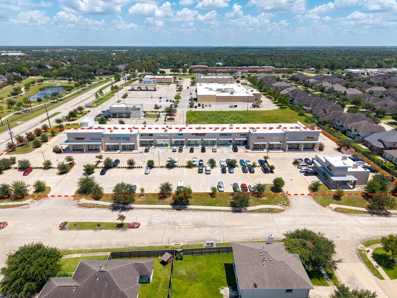 25031 Westheimer Pky, Katy, TX à vendre - Vidéo sur l’inscription commerciale - Image 2 de 13