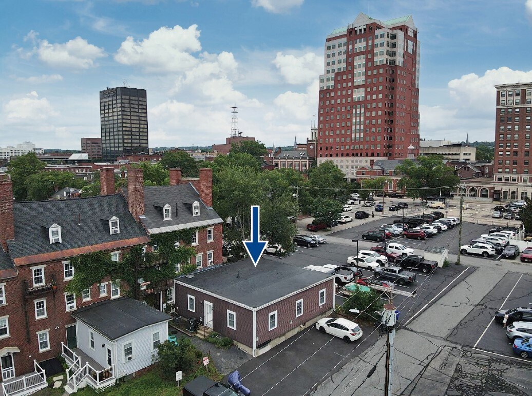 100A Middle St, Manchester, NH à vendre Photo du bâtiment- Image 1 de 1