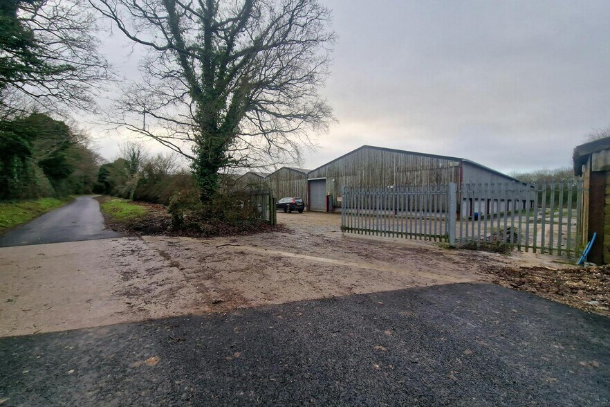 Spybush Ln, Alresford à louer - Photo du bâtiment - Image 3 de 4