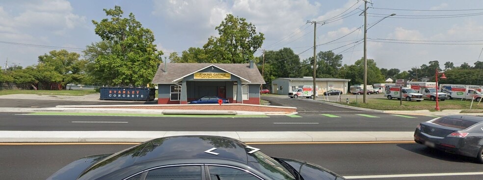 9001 Baltimore Ave, College Park, MD for sale - Building Photo - Image 3 of 6