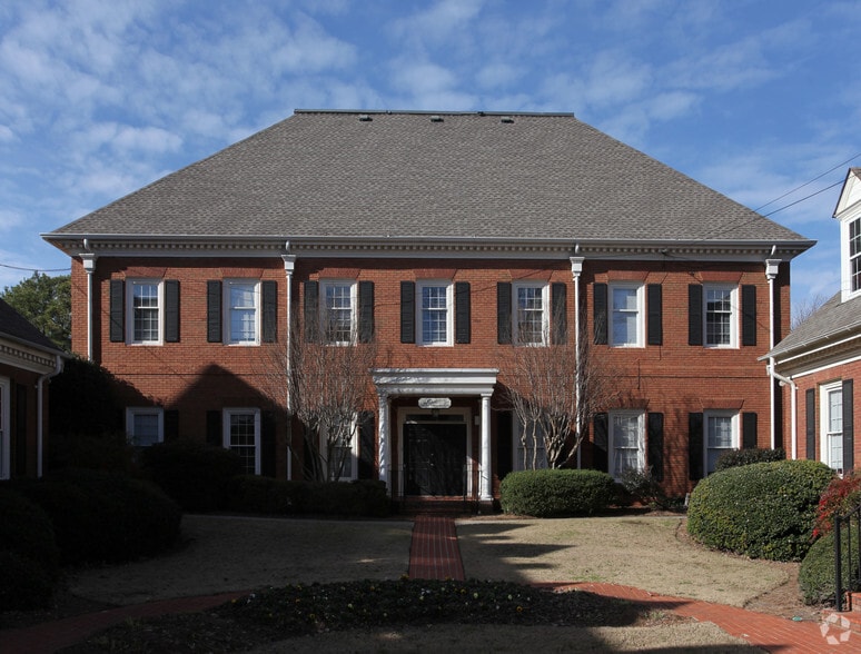 2406 Mount Vernon Rd, Dunwoody, GA à louer - Photo du bâtiment - Image 1 de 10