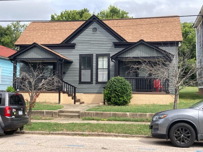 Plus de détails pour 311 1/2 E Cabarrus St, Raleigh, NC - Bureau à louer