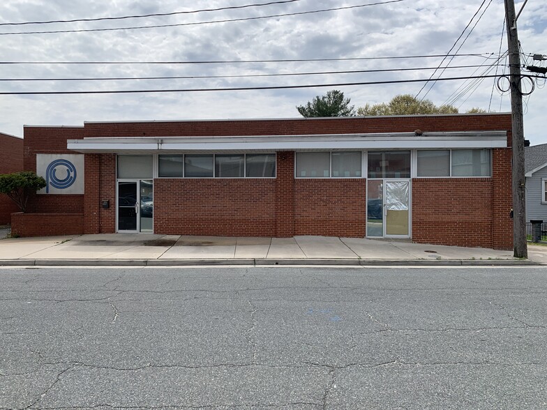 435 Maryland Ave, Essex, MD for sale - Building Photo - Image 1 of 1