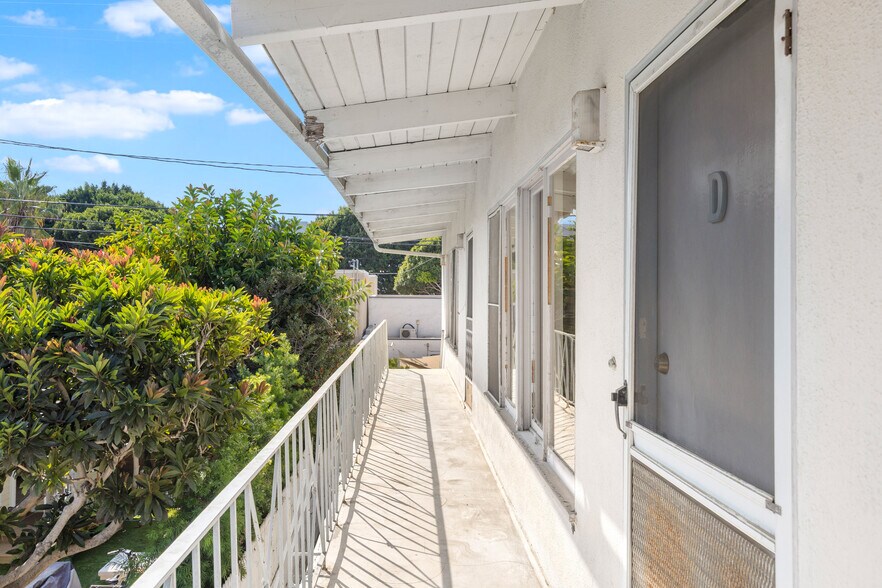 2922 2nd St, Santa Monica, CA à vendre - Photo du bâtiment - Image 2 de 18