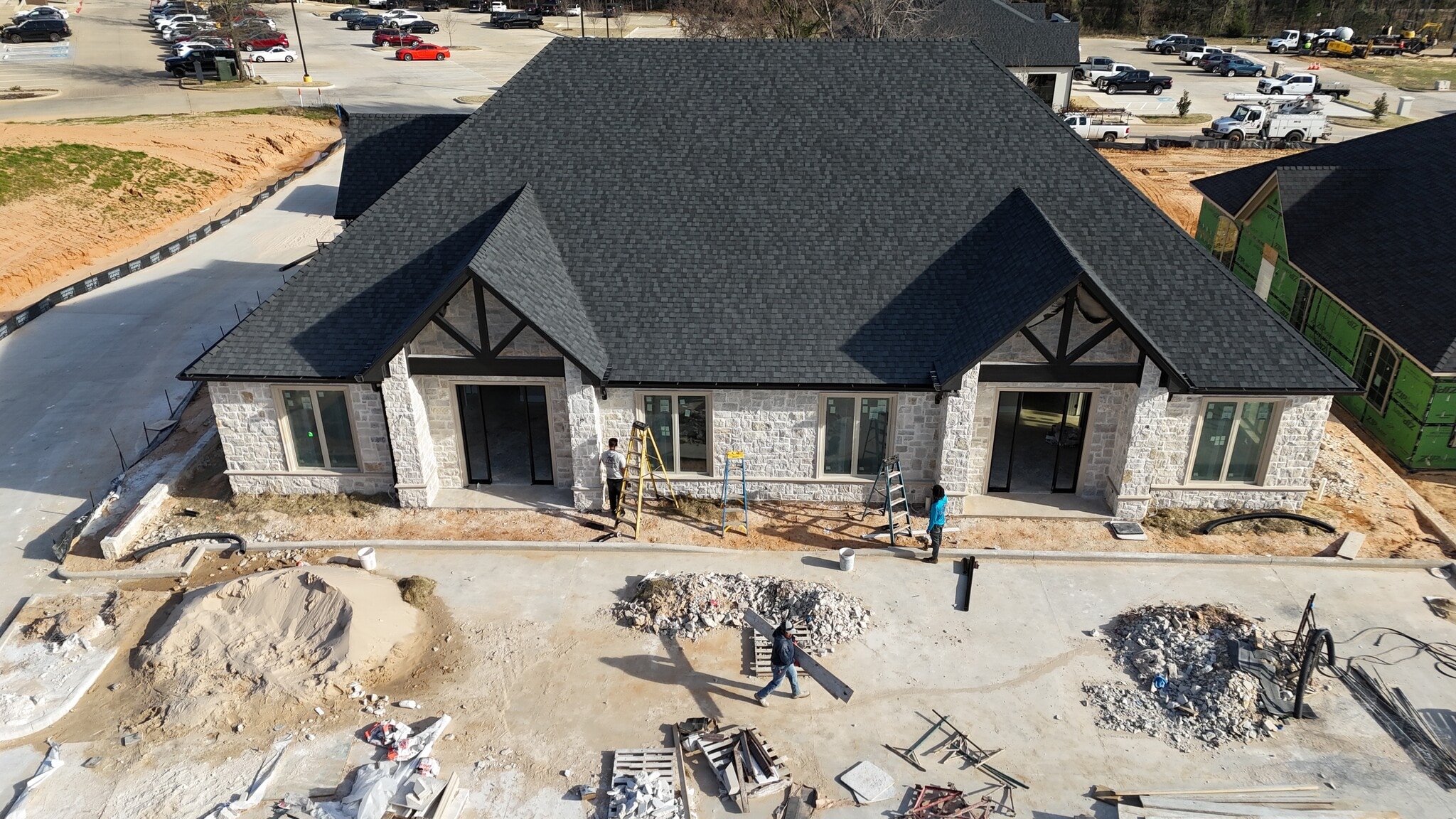 7196 Crosswater Ave, Tyler, TX for lease Primary Photo- Image 1 of 15