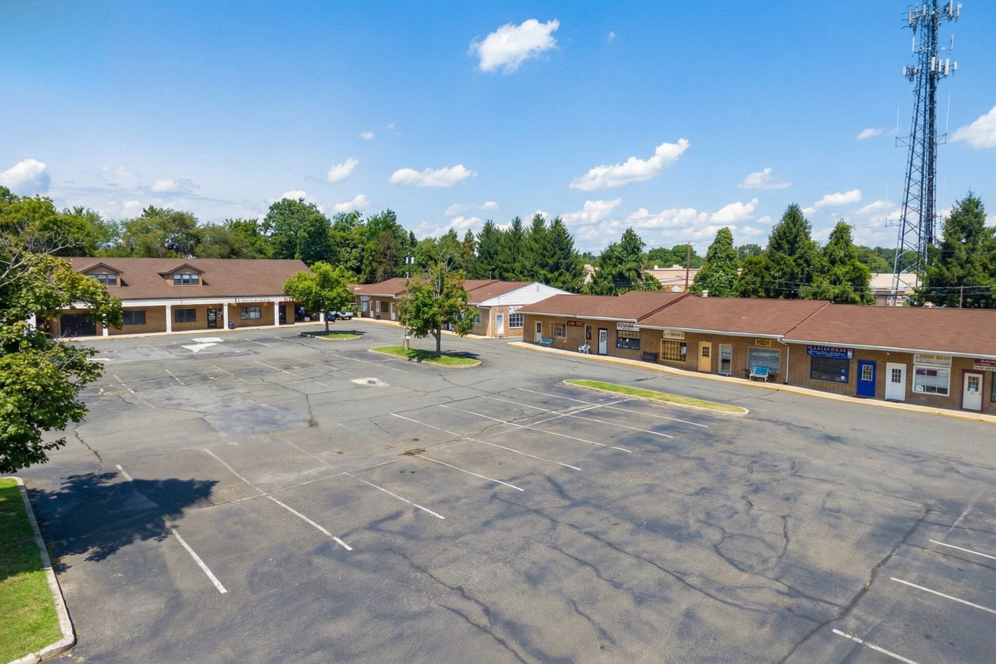 172-248 Scotch Rd, Ewing, NJ for lease Primary Photo- Image 1 of 6