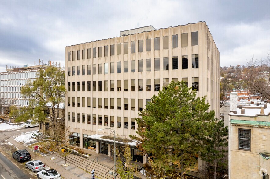 4115 Rue Sherbrooke O, Westmount, QC for lease - Building Photo - Image 3 of 8