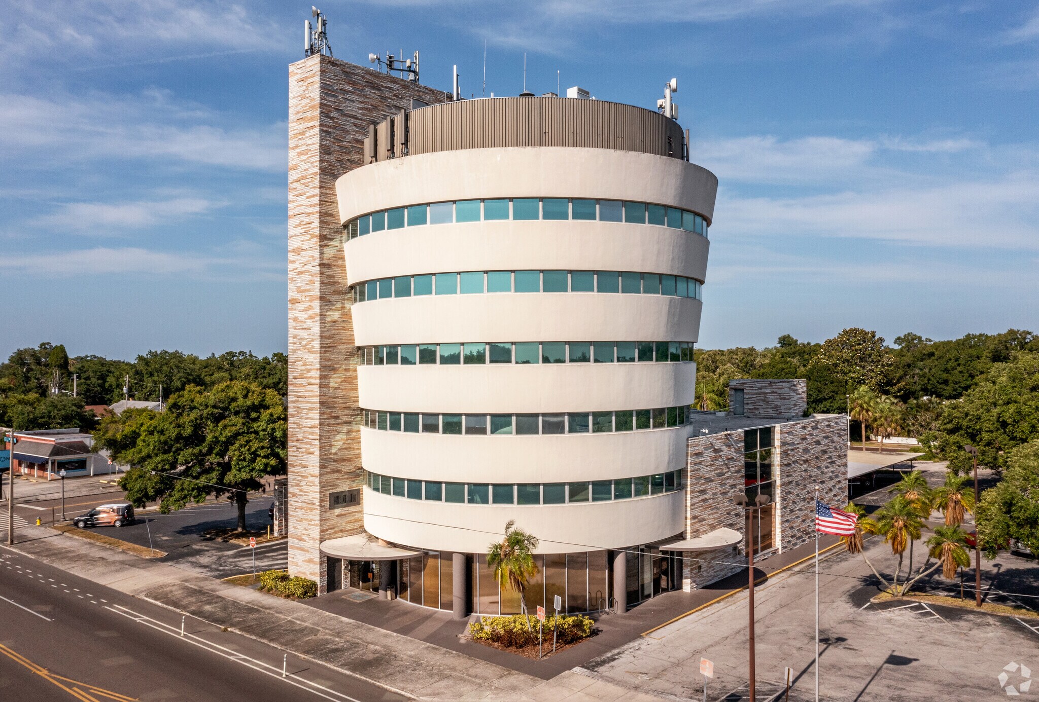 2600 Dr Martin Luther King Jr St, Saint Petersburg, FL for lease Building Photo- Image 1 of 2