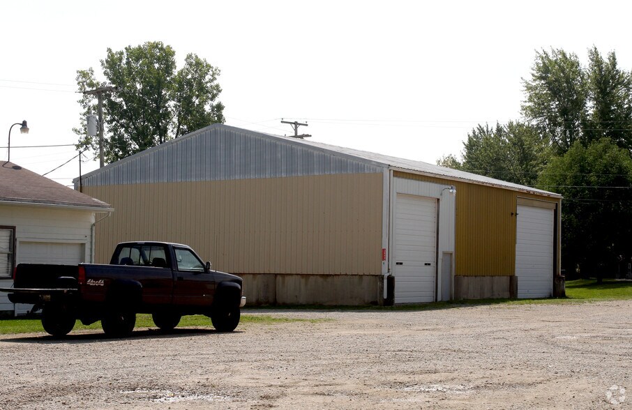 3850 S Meeker Ave, Muncie, IN for sale - Primary Photo - Image 1 of 2