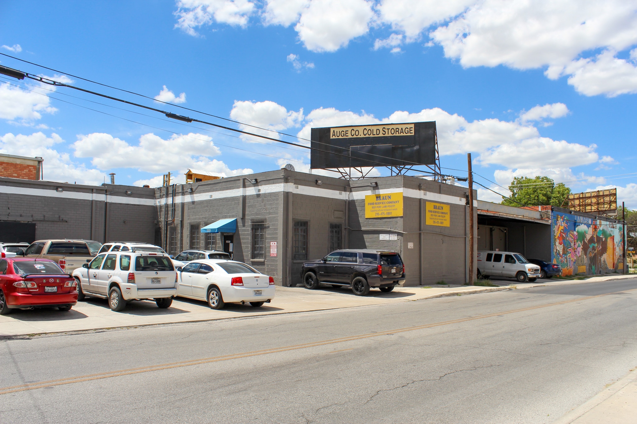1305 S Brazos St, San Antonio, TX for lease Primary Photo- Image 1 of 27