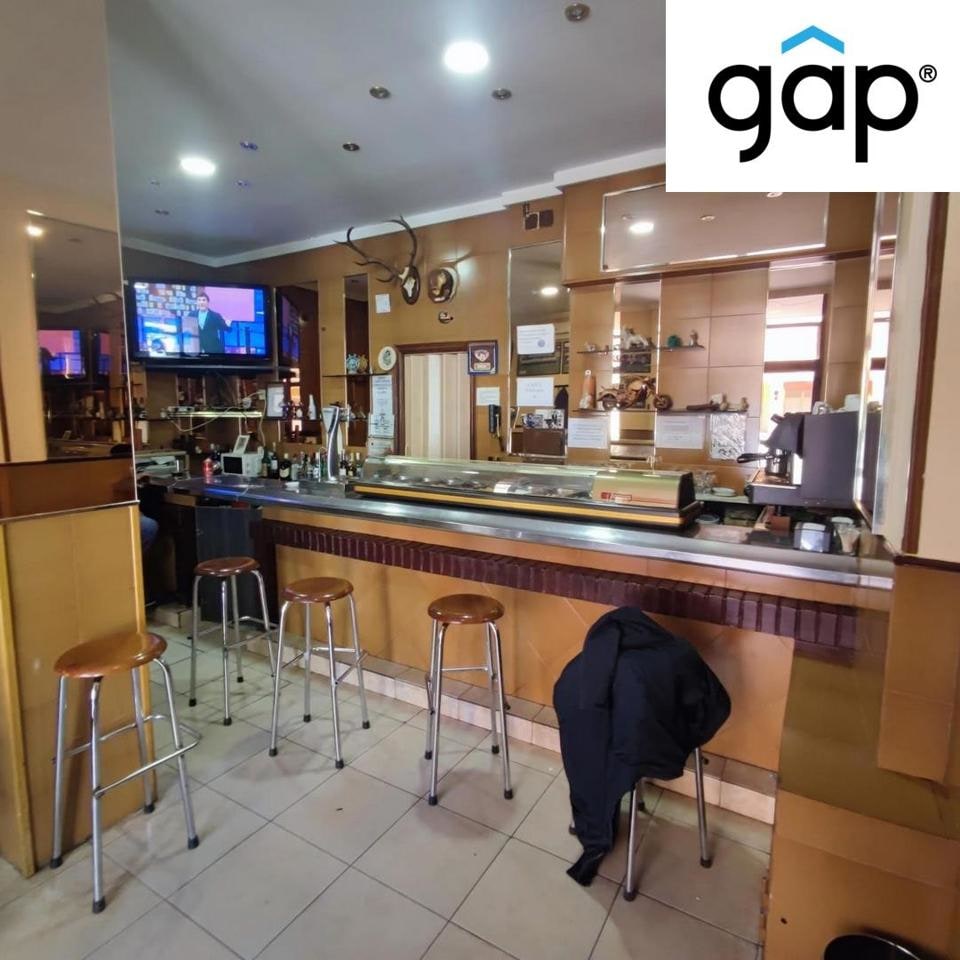 Retail in Cuenca, Cuenca for lease Interior Photo- Image 1 of 6