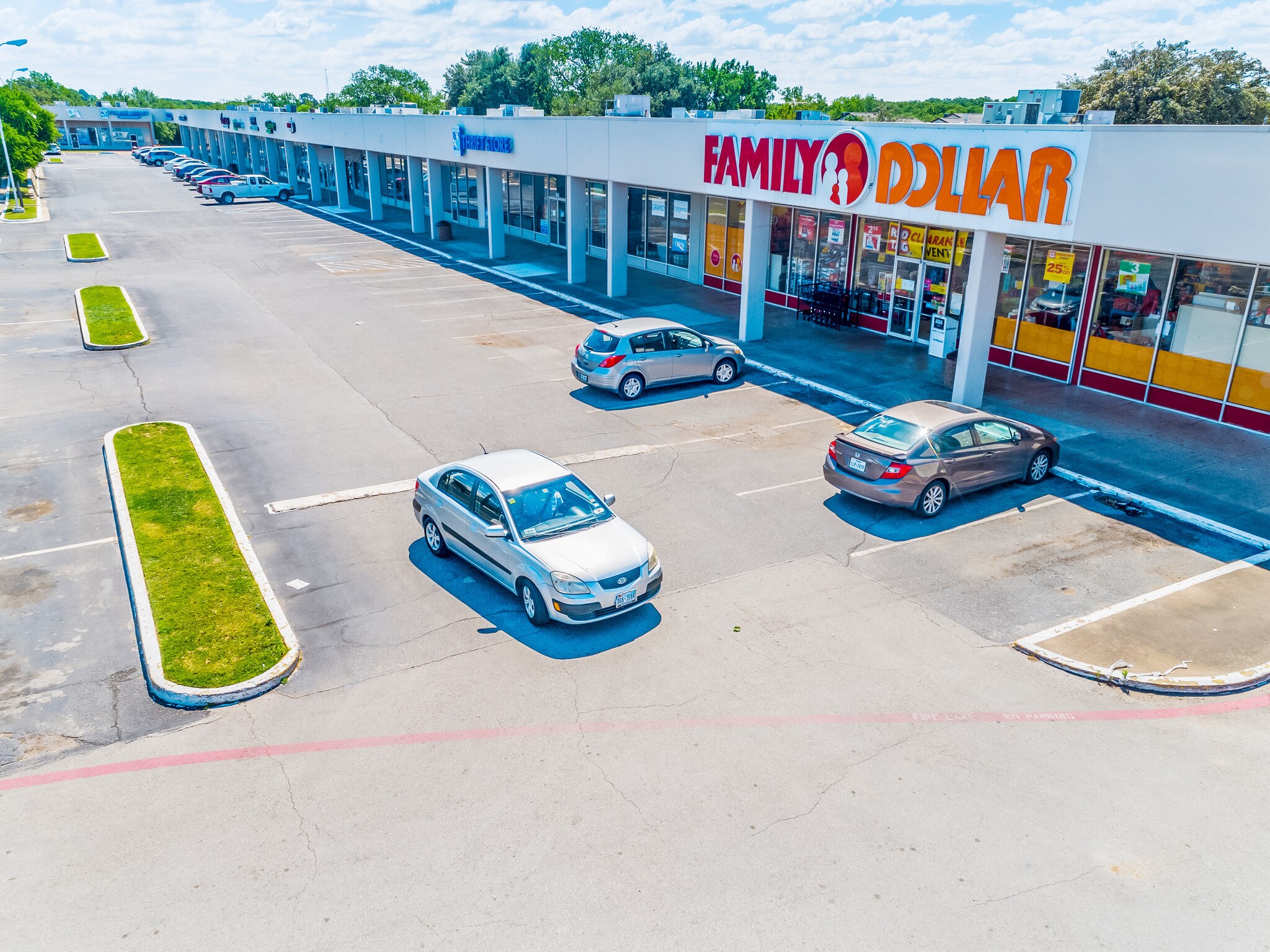 716-756 E Pipeline Rd, Hurst, TX à louer Photo du bâtiment- Image 1 de 13