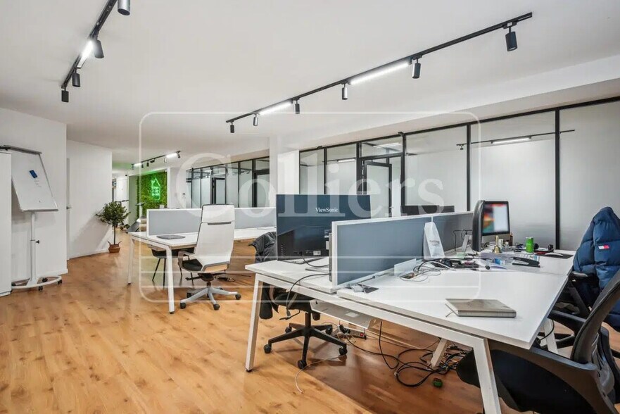 35 Boulevard Georges Clémenceau, Courbevoie for lease - Interior Photo - Image 3 of 8