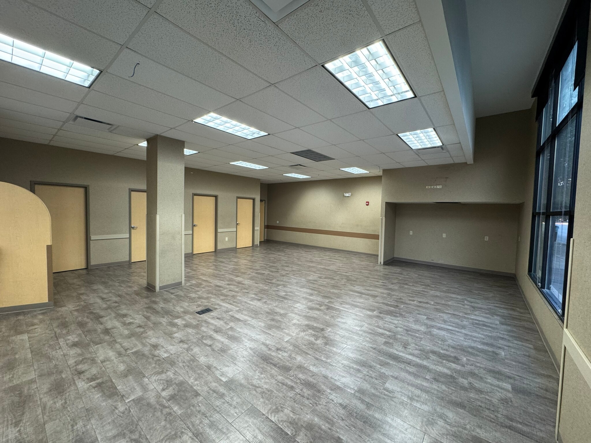 500-502 N Capitol Ave, Indianapolis, IN à louer Photo intérieure- Image 1 de 24