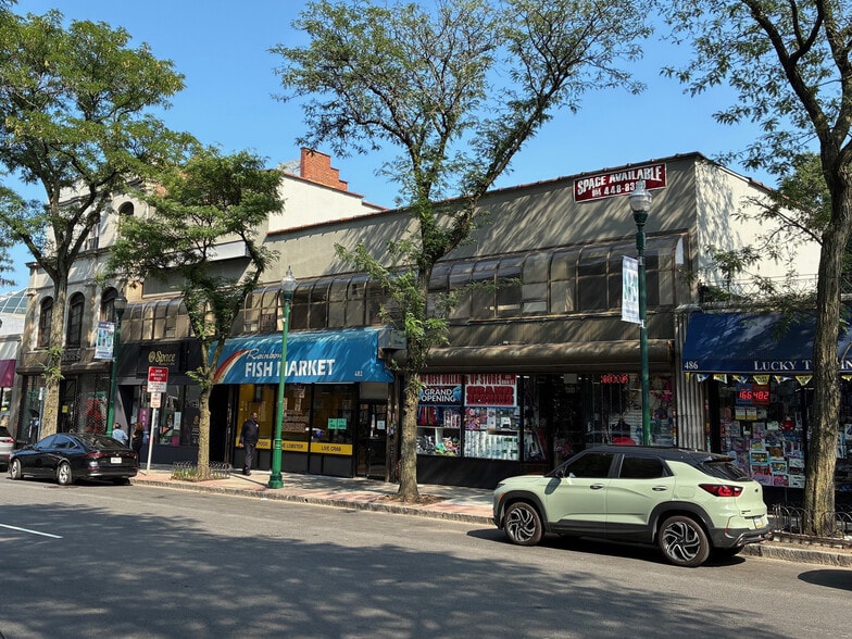 480-484 Main St, New Rochelle, NY for sale - Building Photo - Image 2 of 5