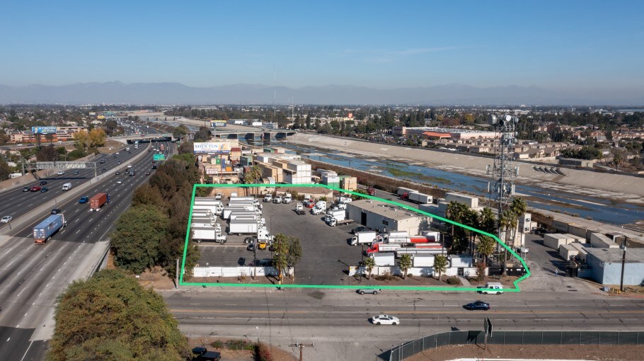 1300 S Atlantic Ave, Compton, CA à louer Photo principale- Image 1 de 2