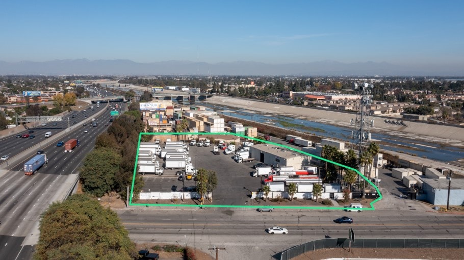 1300 S Atlantic Ave, Compton, CA for lease Primary Photo- Image 1 of 2