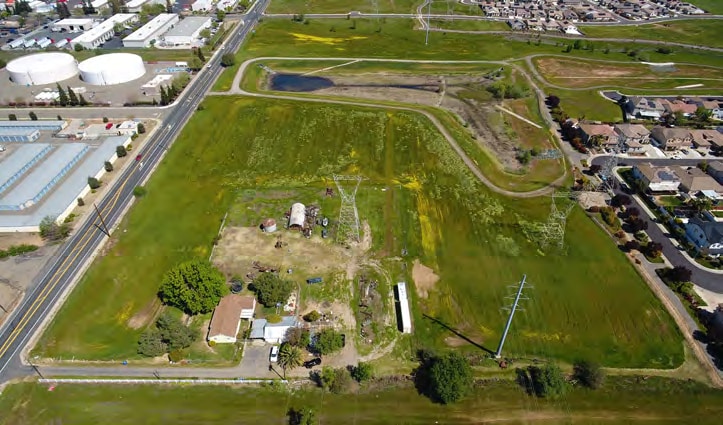 9846 Waterman Rd, Elk Grove, CA à vendre - Photo du bâtiment - Image 2 de 4