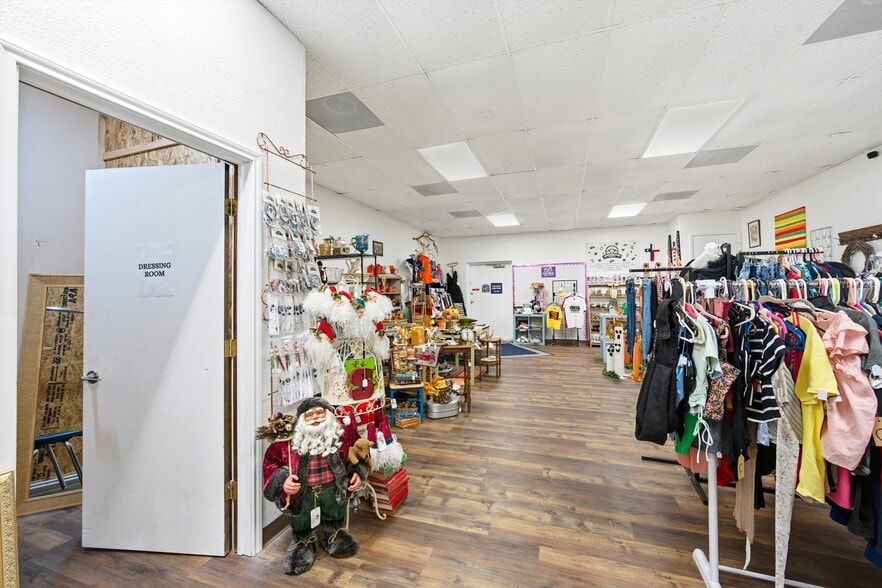 608 E Leon St, Gatesville, TX à vendre - Photo intérieure - Image 3 de 8