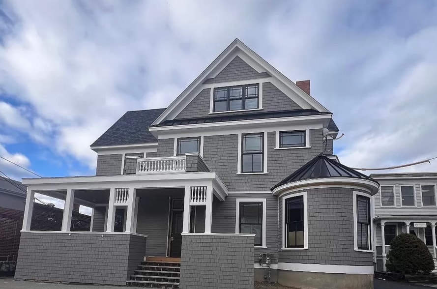 2 Punchard Ave, Andover, MA à louer - Photo du bâtiment - Image 1 de 5