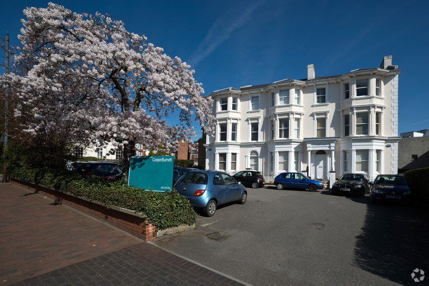 14-16 Mount Ephraim Rd, Tunbridge Wells à vendre - Photo principale - Image 1 de 1