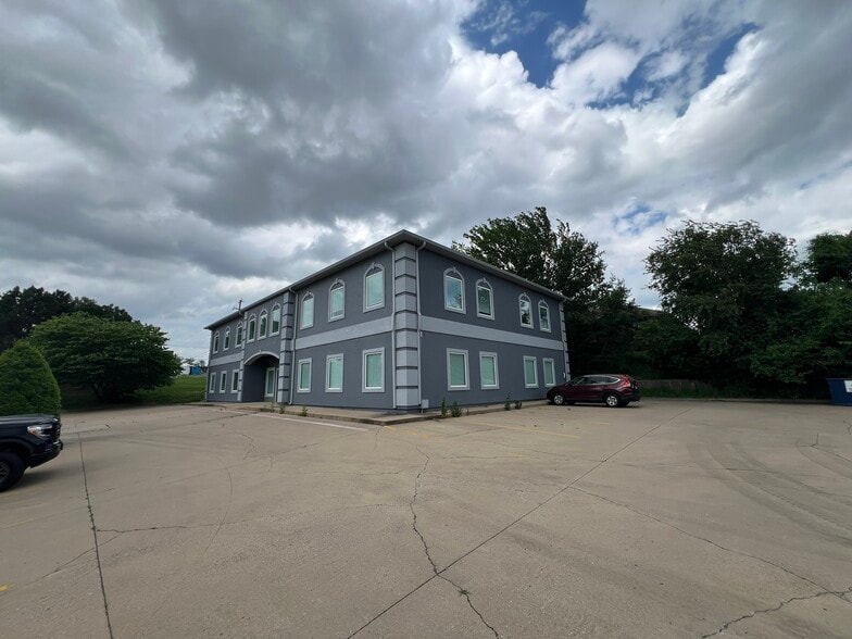 117 Parkwood St, Lowell, AR à vendre - Photo du bâtiment - Image 2 de 10