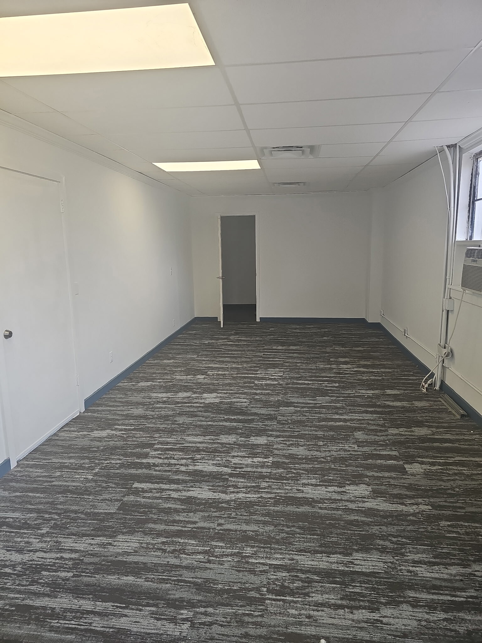 108 Kingsley Ave, Orange Park, FL for lease Interior Photo- Image 1 of 3