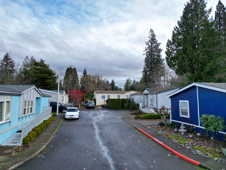 3016 SE Holly Ave, Milwaukie, OR for sale - Building Photo - Image 3 of 18