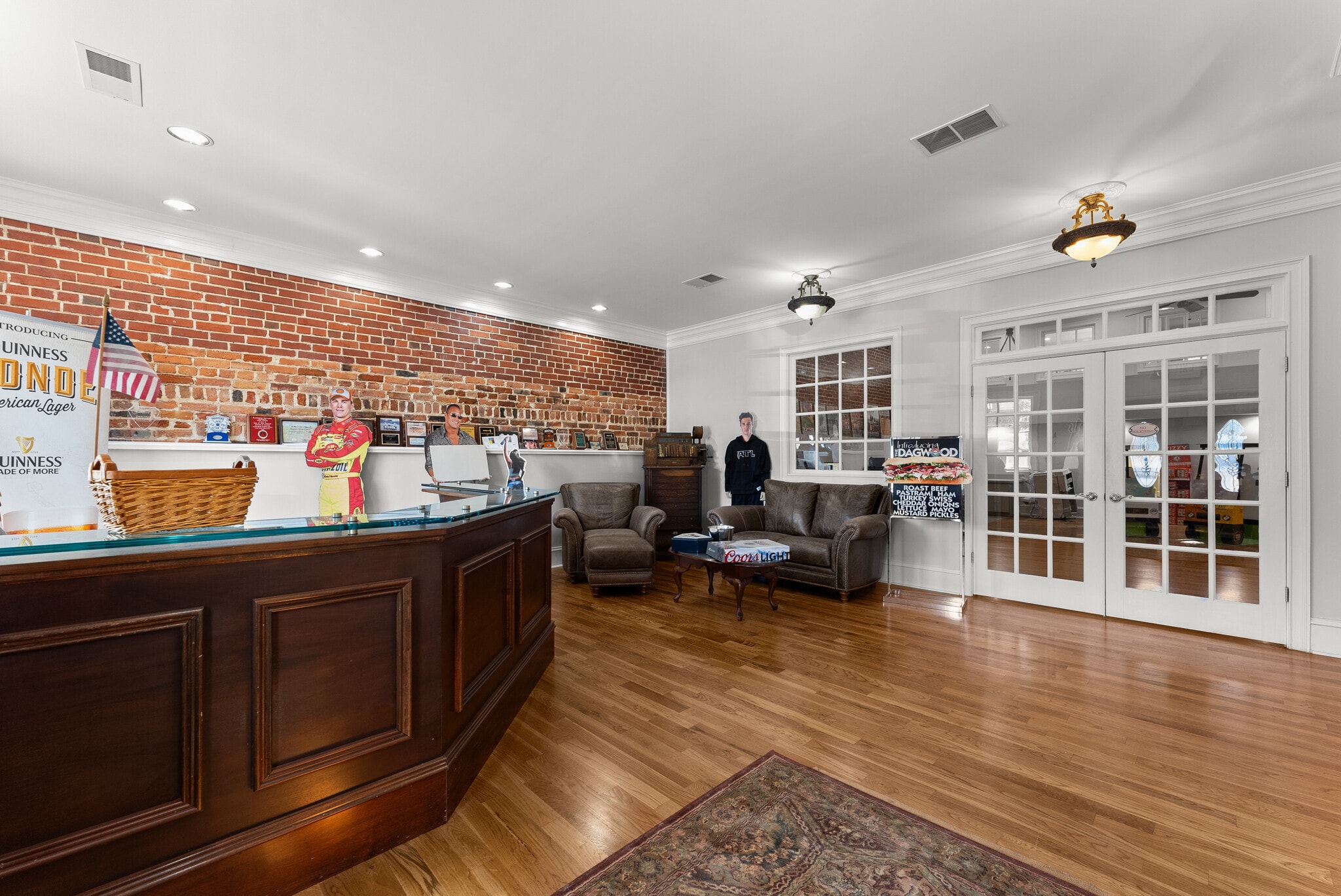 163 Pike St, Lawrenceville, GA for lease Interior Photo- Image 1 of 7