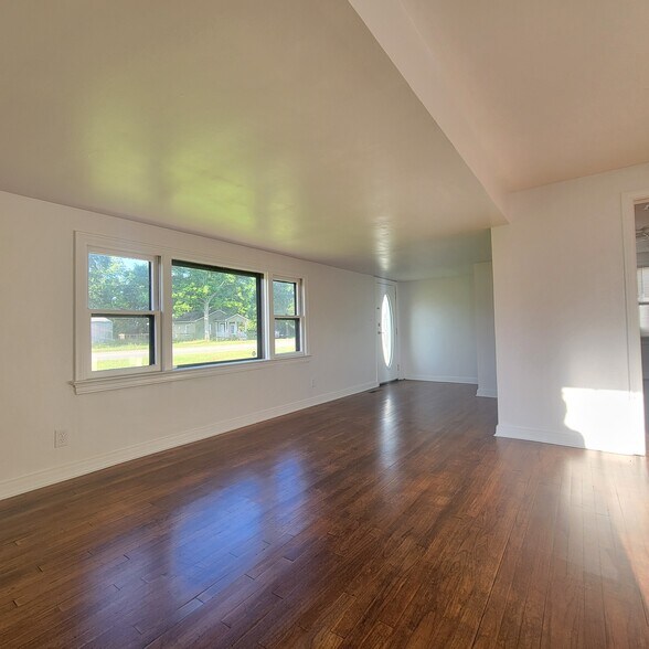 22025 8th St, Silverhill, AL à vendre - Photo du bâtiment - Image 3 de 17