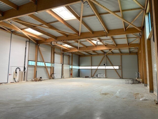 Flex in Collégien for lease Interior Photo- Image 1 of 5