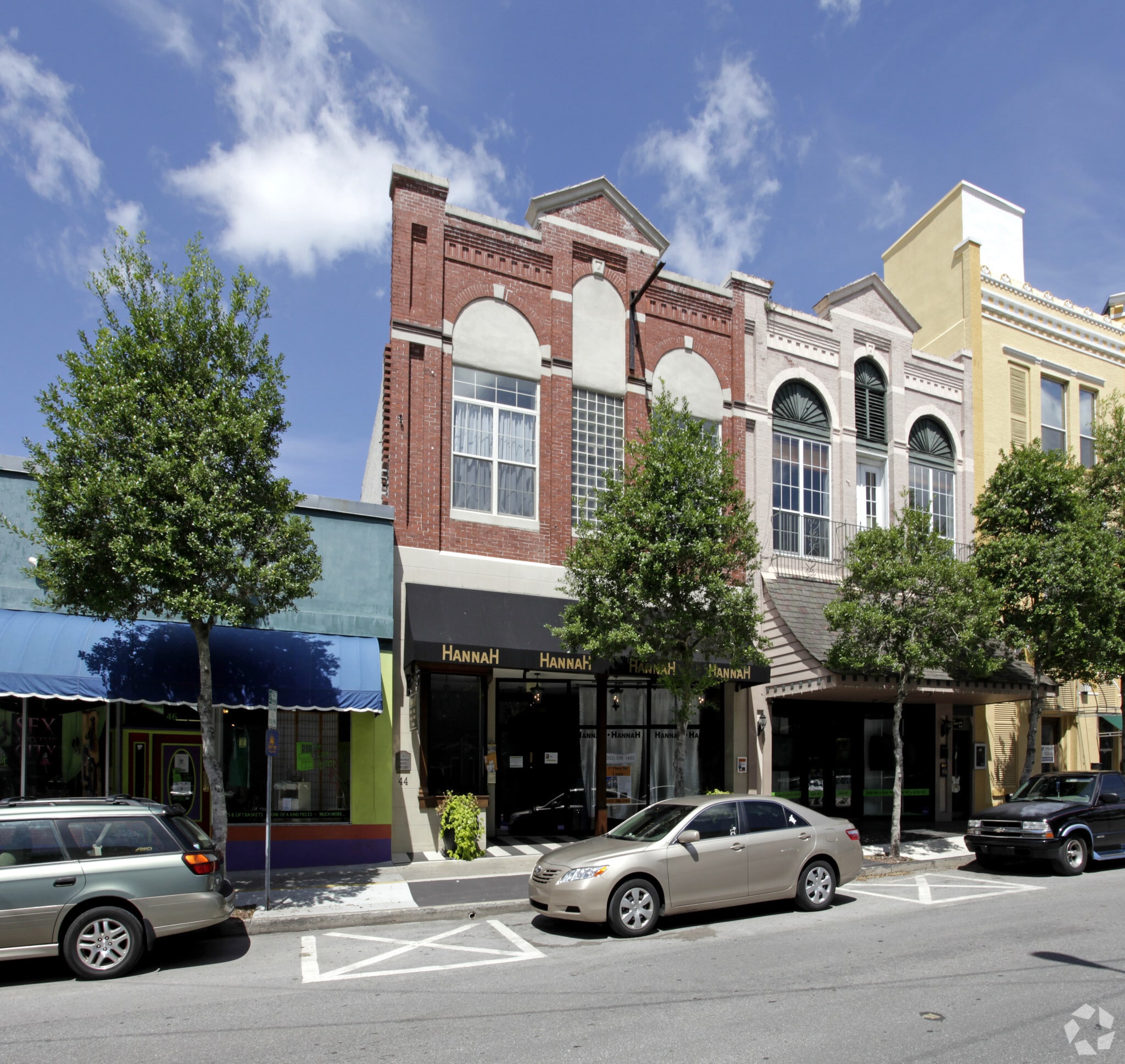 42 S Magnolia Ave, Ocala, FL à louer Photo principale- Image 1 de 4