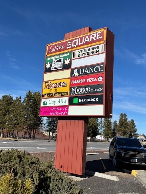 More details for 51538-51546 Hwy 97 ("The Dalles-California Hwy'), La Pine, OR - Retail for Sale