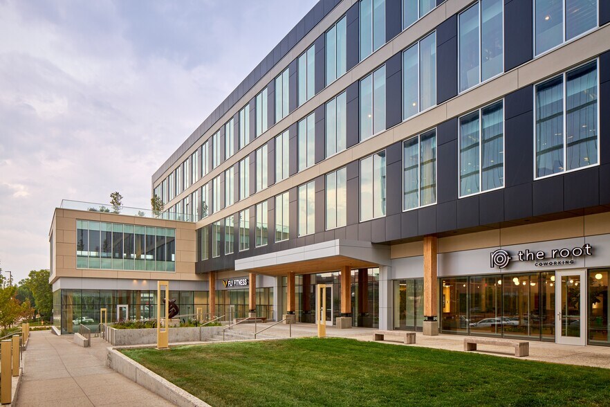 1501 Mike Fahey St, Omaha, NE à louer - Photo du bâtiment - Image 3 de 15