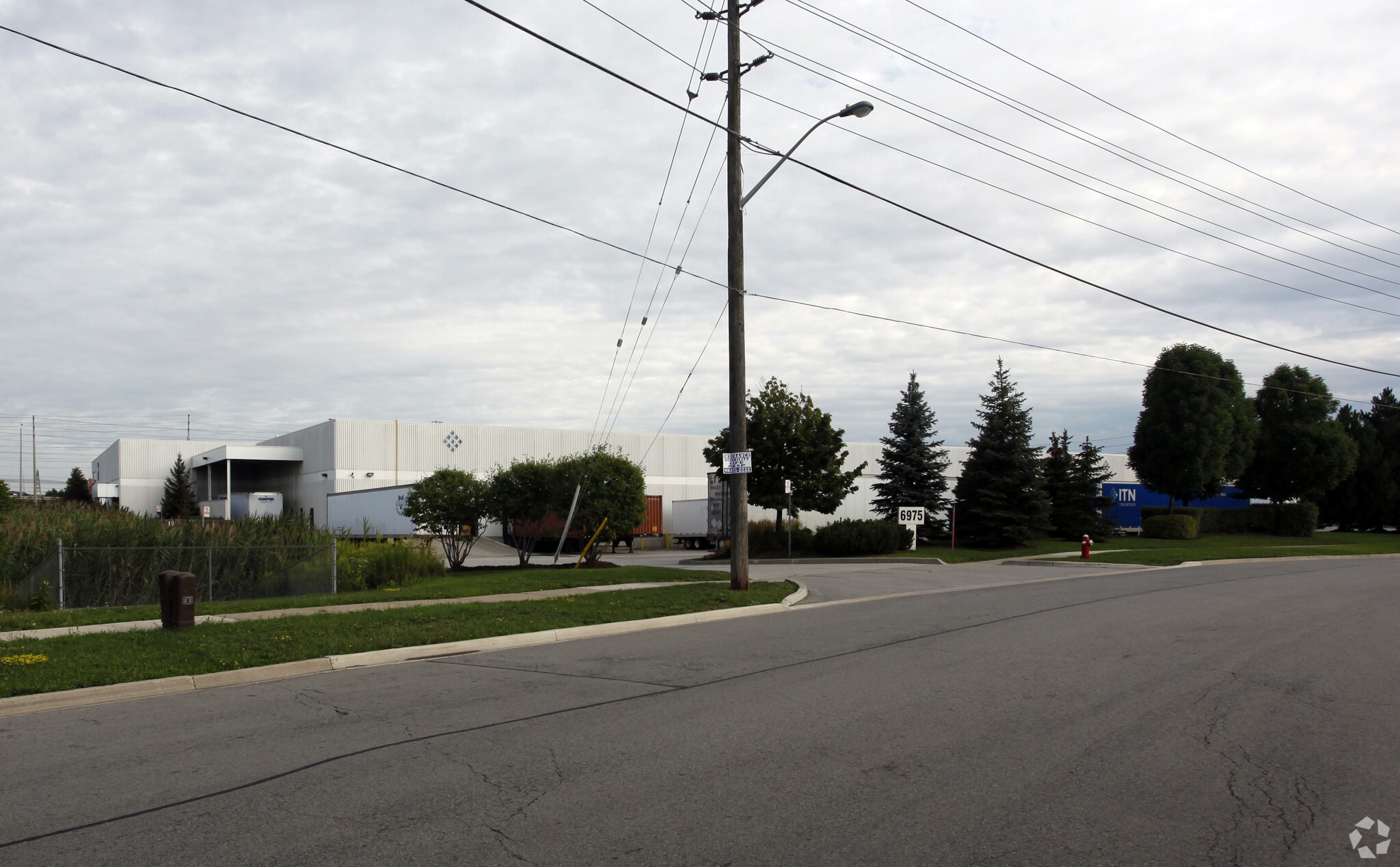 6975 Pacific Cir, Mississauga, ON à vendre Photo principale- Image 1 de 1