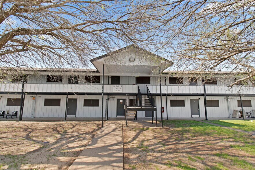 2345 Nall St, Port Neches, TX à vendre - Photo du bâtiment - Image 1 de 34